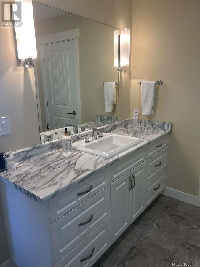 103 Oregon Rd, Campbell River, British Columbia  V9W 8G8 - Photo 17 - 1009130