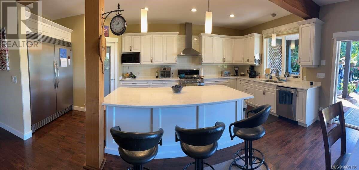 Property at 103 Oregon Rd image 3