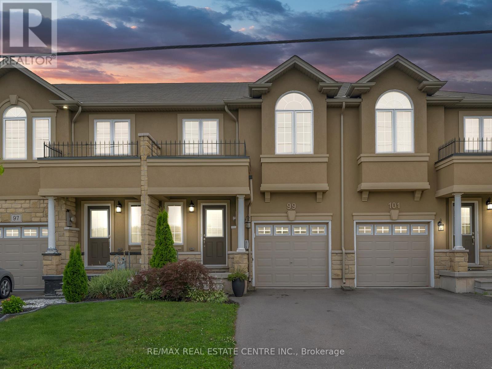99 PENNY LANE, Hamilton, Ontario