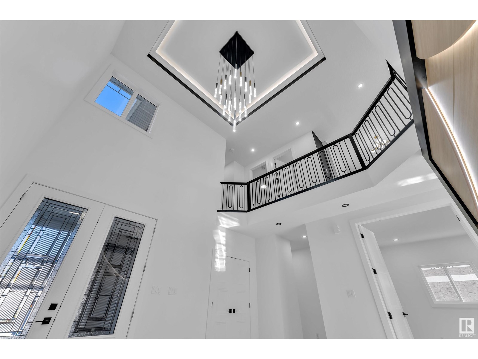 Property at 4008 40 ST image 1