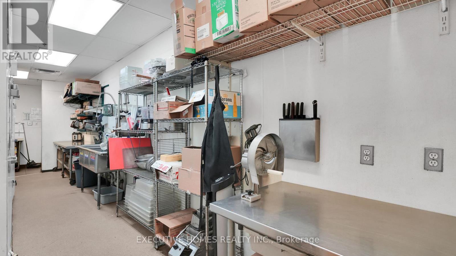 141b - 30 Famous Avenue, Vaughan (Pine Valley Business Park), Ontario  L4L 9M3 - Photo 13 - N12317947
