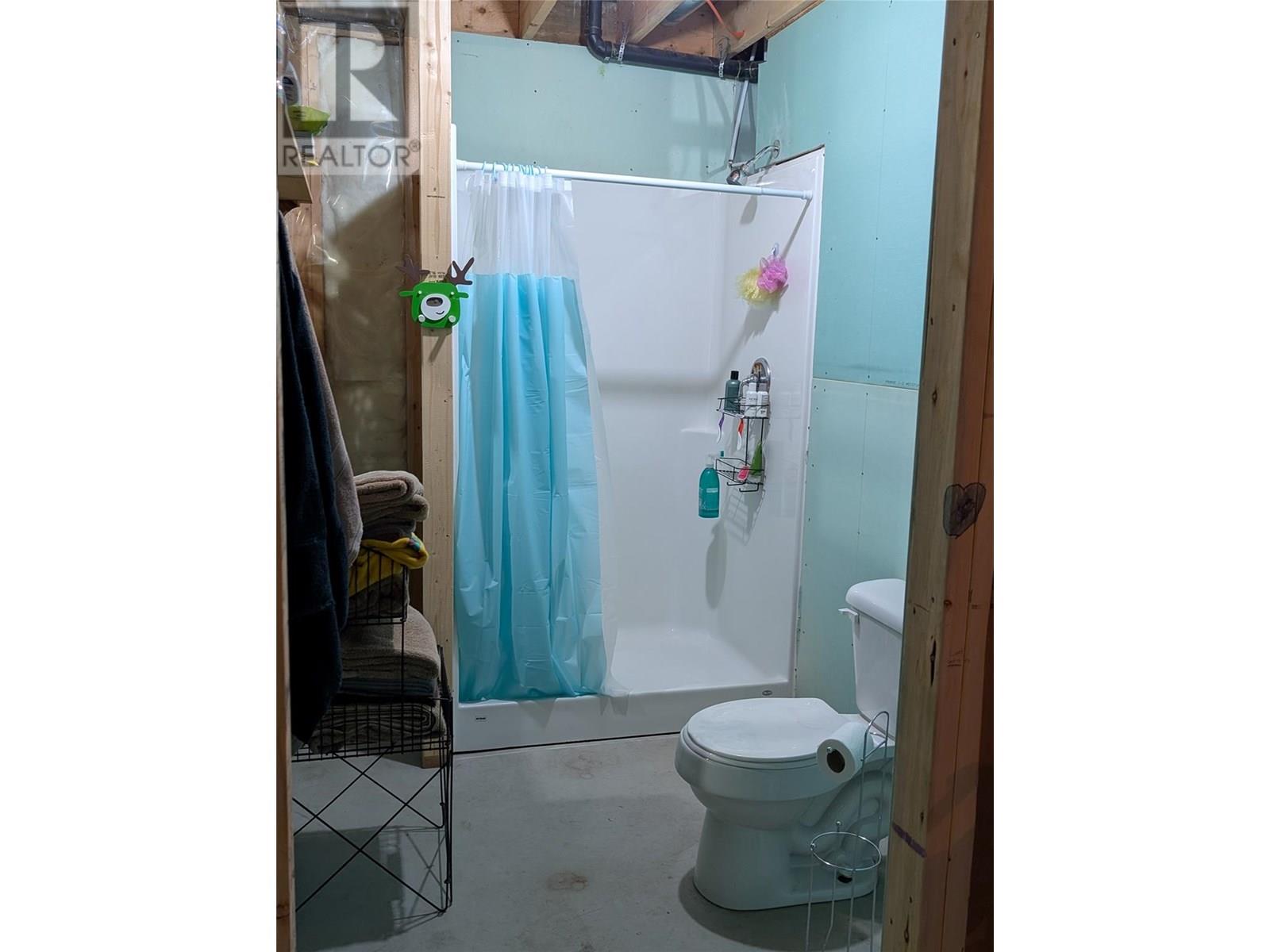 2232 Chief Atahm Drive, Adams Lake, British Columbia  V0E 1M2 - Photo 33 - 10357213