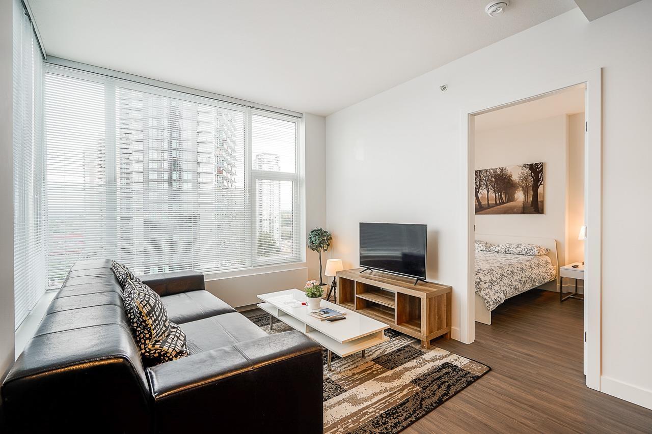 1404 13655 Fraser Highway, Surrey, British Columbia  V3T 0P8 - Photo 1 - R3033027