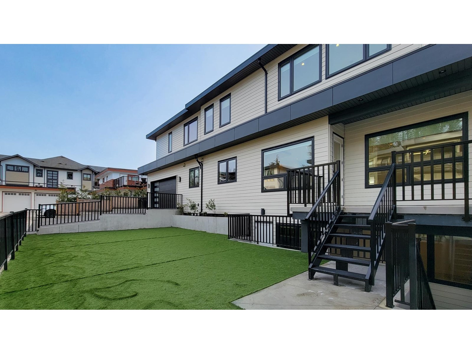 Property at 13525 16TH AVENUE image 3