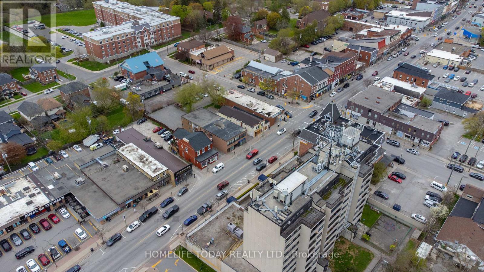 Property at 67 KING STREET E image 3