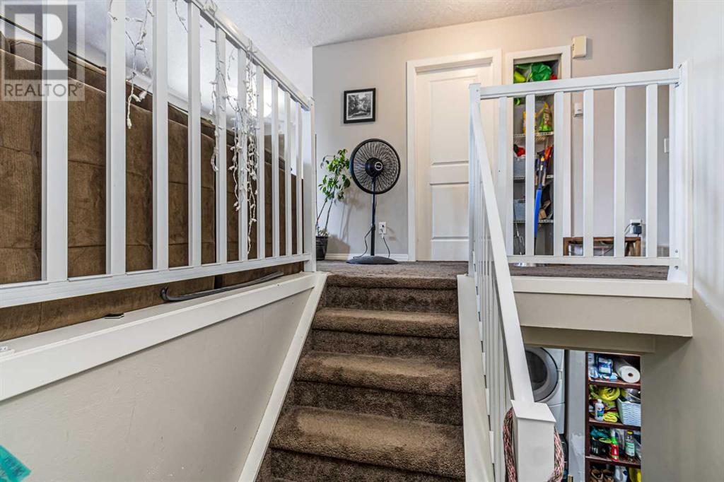 Property at 5, 4547 7 Avenue SE image 3