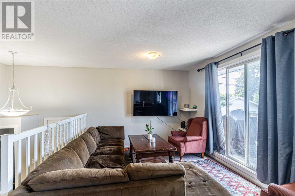 Property at 5, 4547 7 Avenue SE image 5
