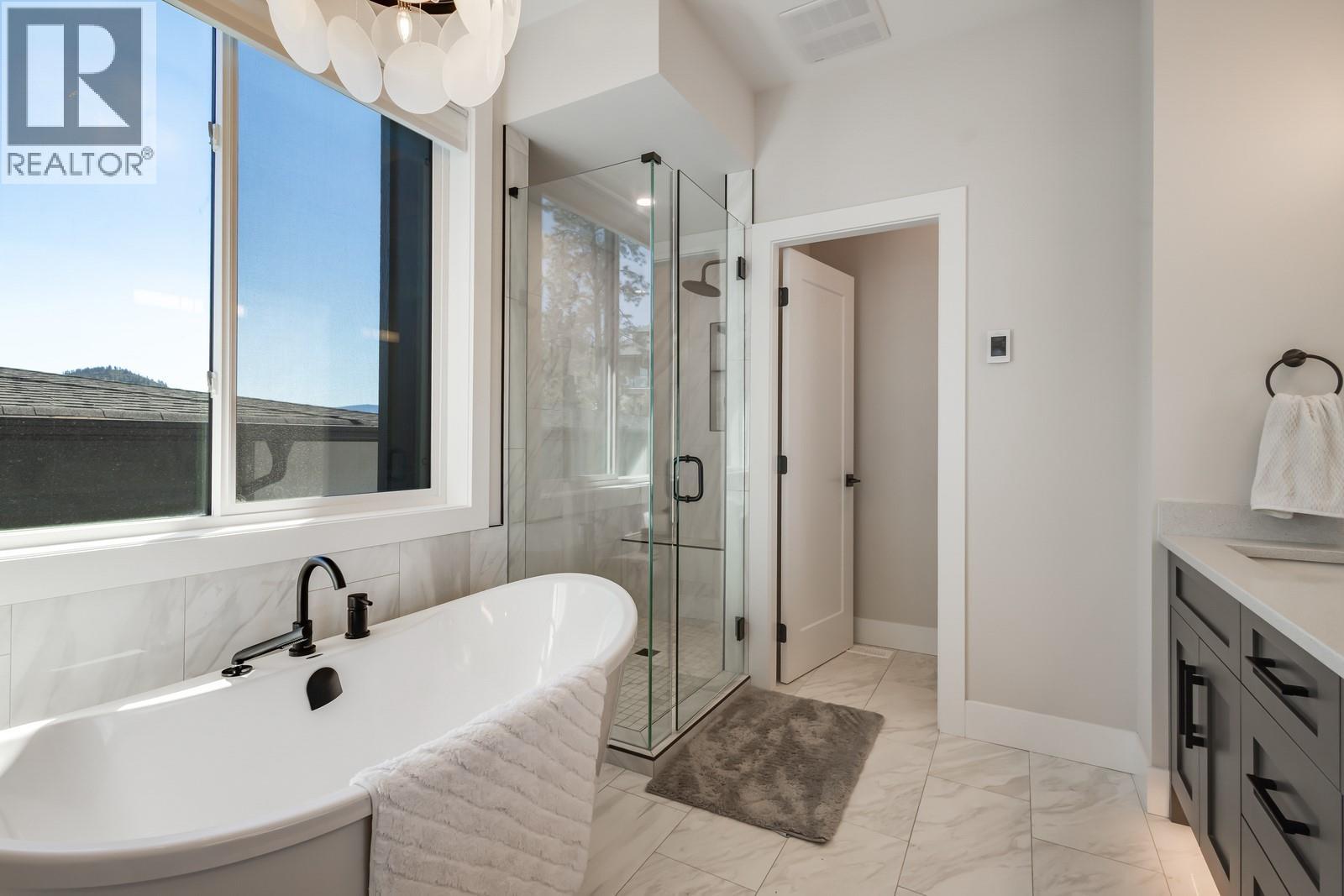 2834 Canyon Crest Drive, West Kelowna, British Columbia  V4T 0E3 - Photo 21 - 10358027