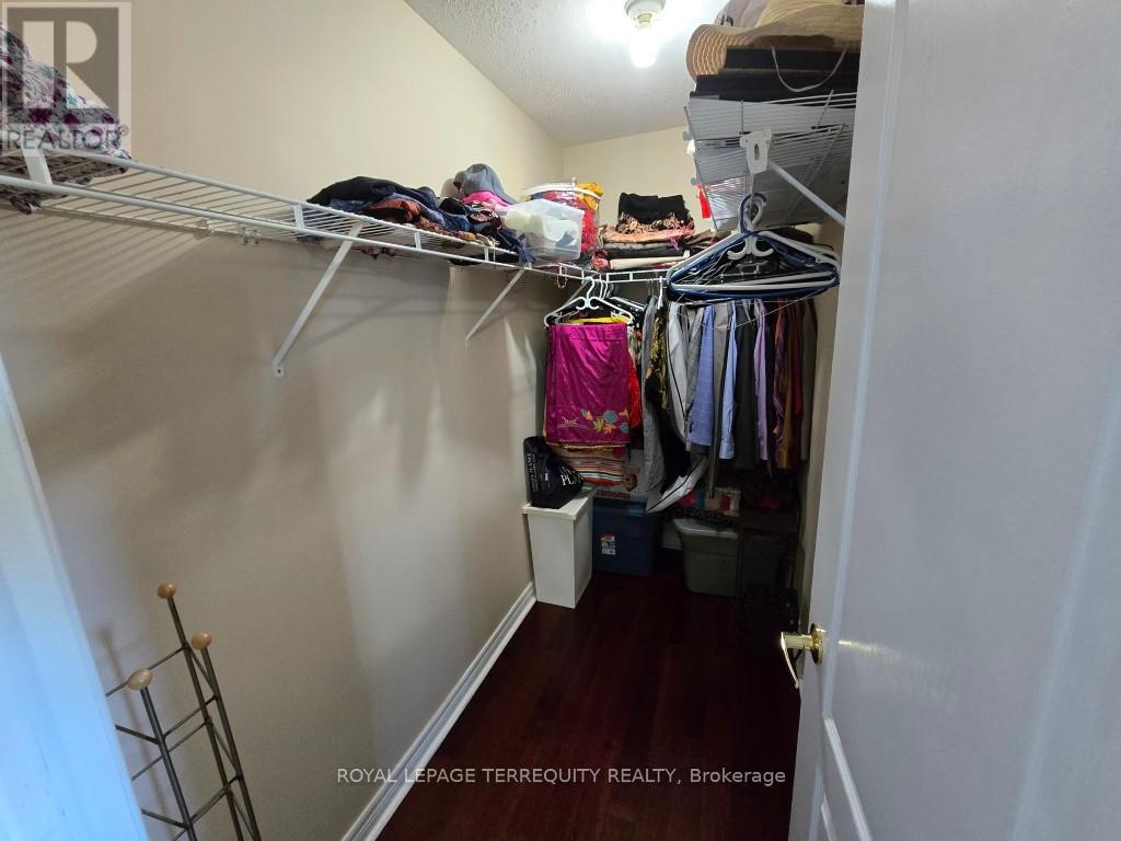 3 Rainy Dale Road, Brampton, Ontario  L6V 4S7 - Photo 25 - W12321066
