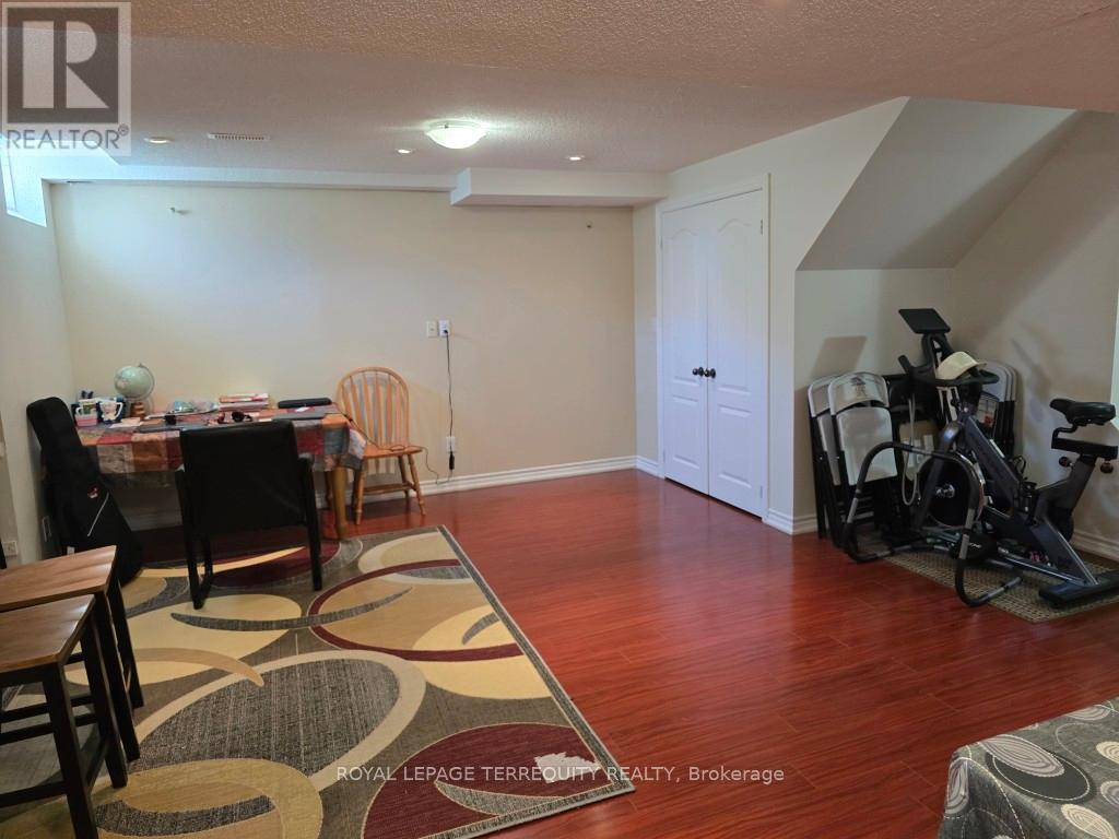 3 Rainy Dale Road, Brampton, Ontario  L6V 4S7 - Photo 27 - W12321066