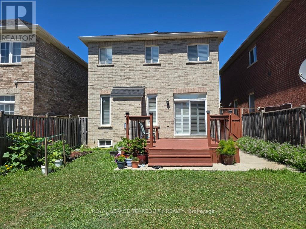 3 Rainy Dale Road, Brampton, Ontario  L6V 4S7 - Photo 32 - W12321066