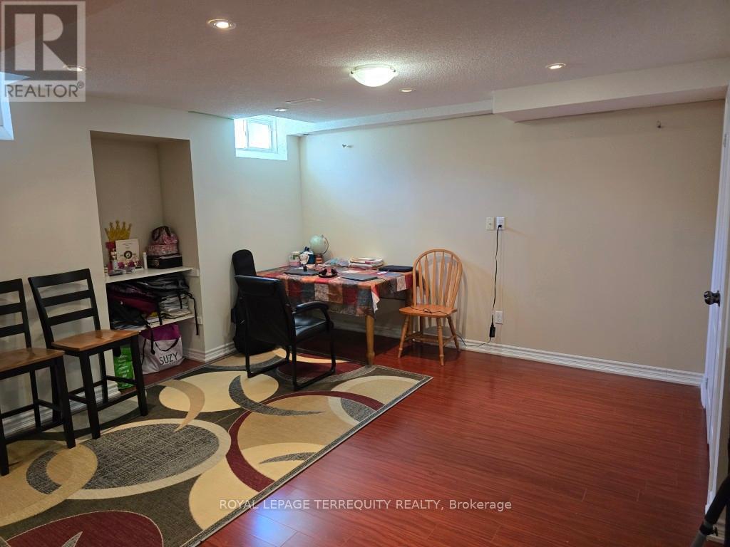 3 Rainy Dale Road, Brampton, Ontario  L6V 4S7 - Photo 34 - W12321066