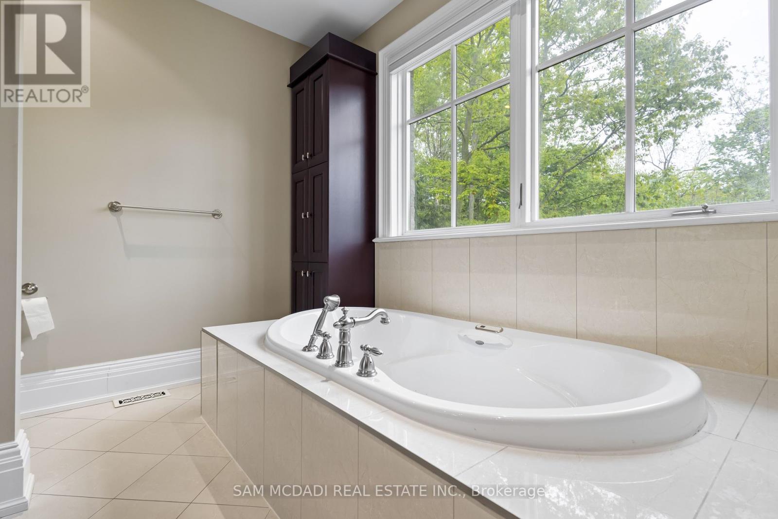 839 Lakeshore Road, Port Colborne, Ontario  L3K 5V3 - Photo 35 - X12321031