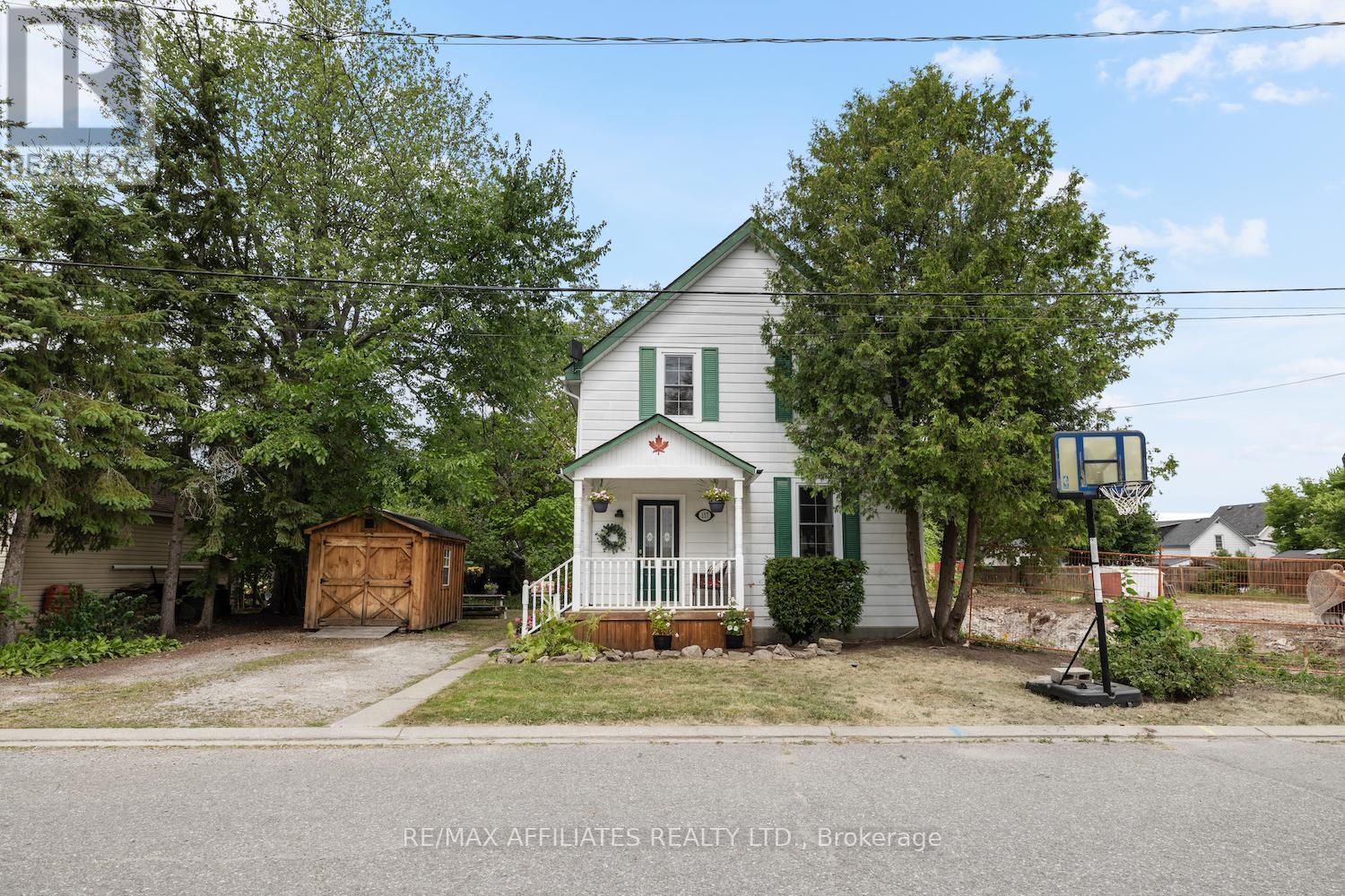 Property at 157 KING STREET image 5