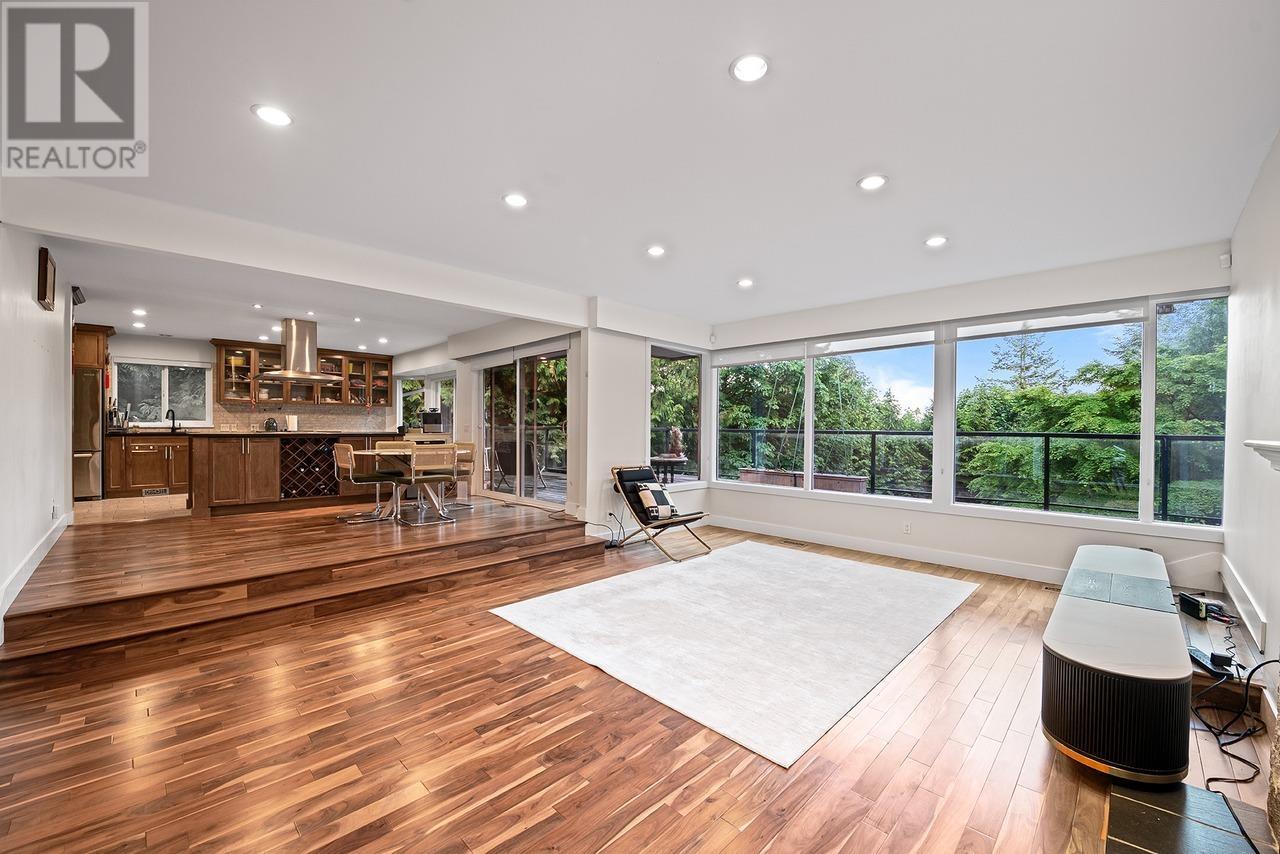 Property at 1130 GROVELAND COURT image 3