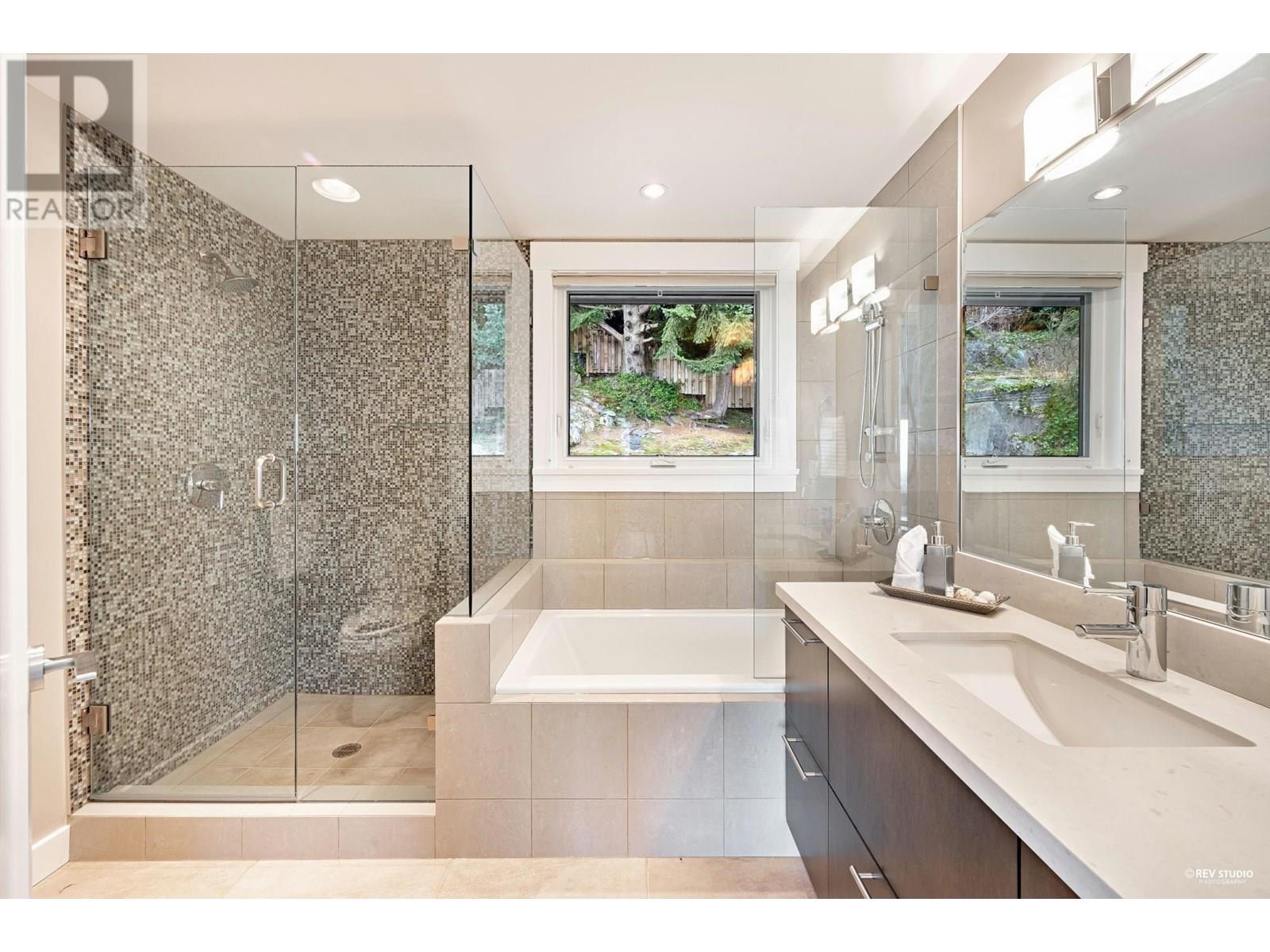 1113 Gilston Road, West Vancouver, British Columbia  V7S 2E7 - Photo 17 - R3033028