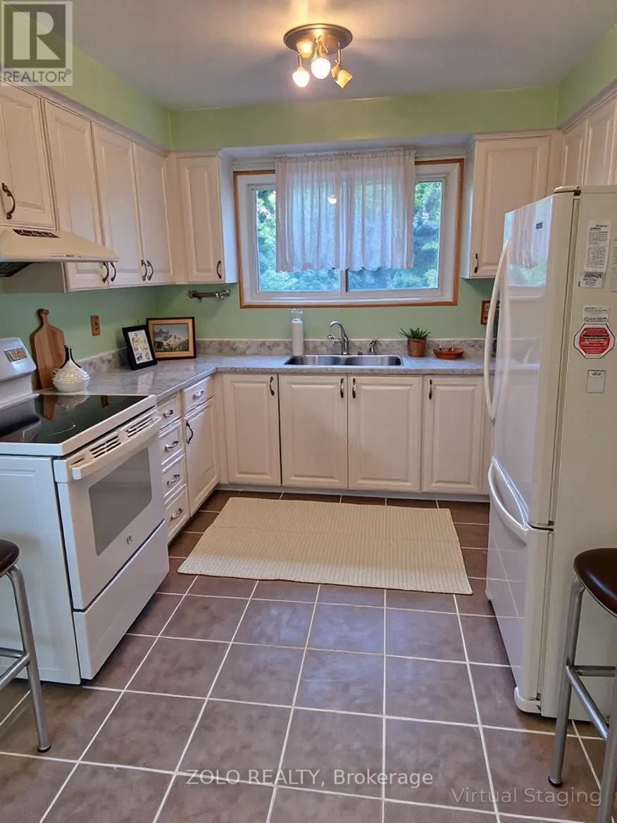 Property at 29 NEWLYN CRESCENT image 3