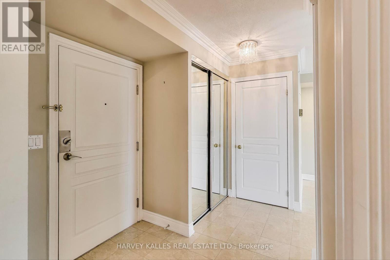 401 - 1 Hycrest Avenue, Toronto, Ontario  M2N 6V8 - Photo 8 - C12321121