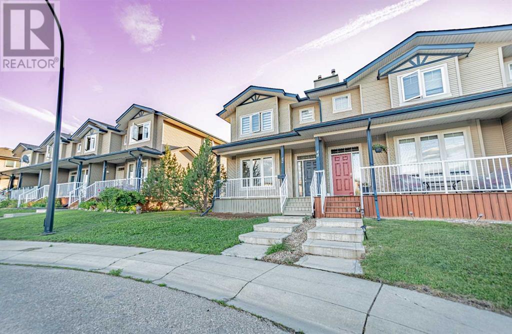 42 Kanten Close, Red Deer, Alberta  T4P 4E6 - Photo 3 - A2238814