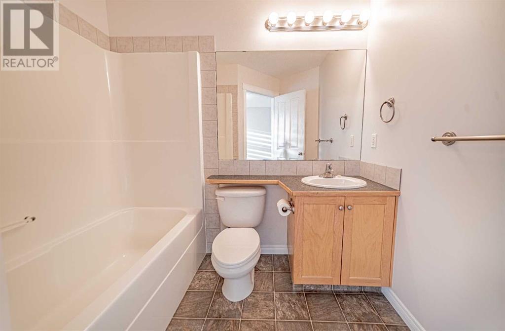42 Kanten Close, Red Deer, Alberta  T4P 4E6 - Photo 16 - A2238814