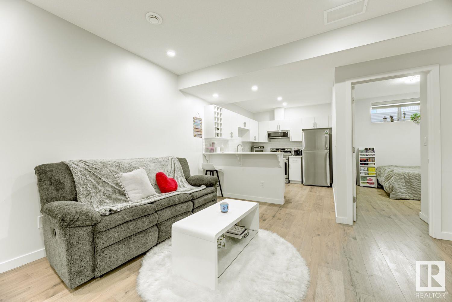 17024 45 St Nw, Edmonton, Alberta  T5Y 4E4 - Photo 25 - E4429251