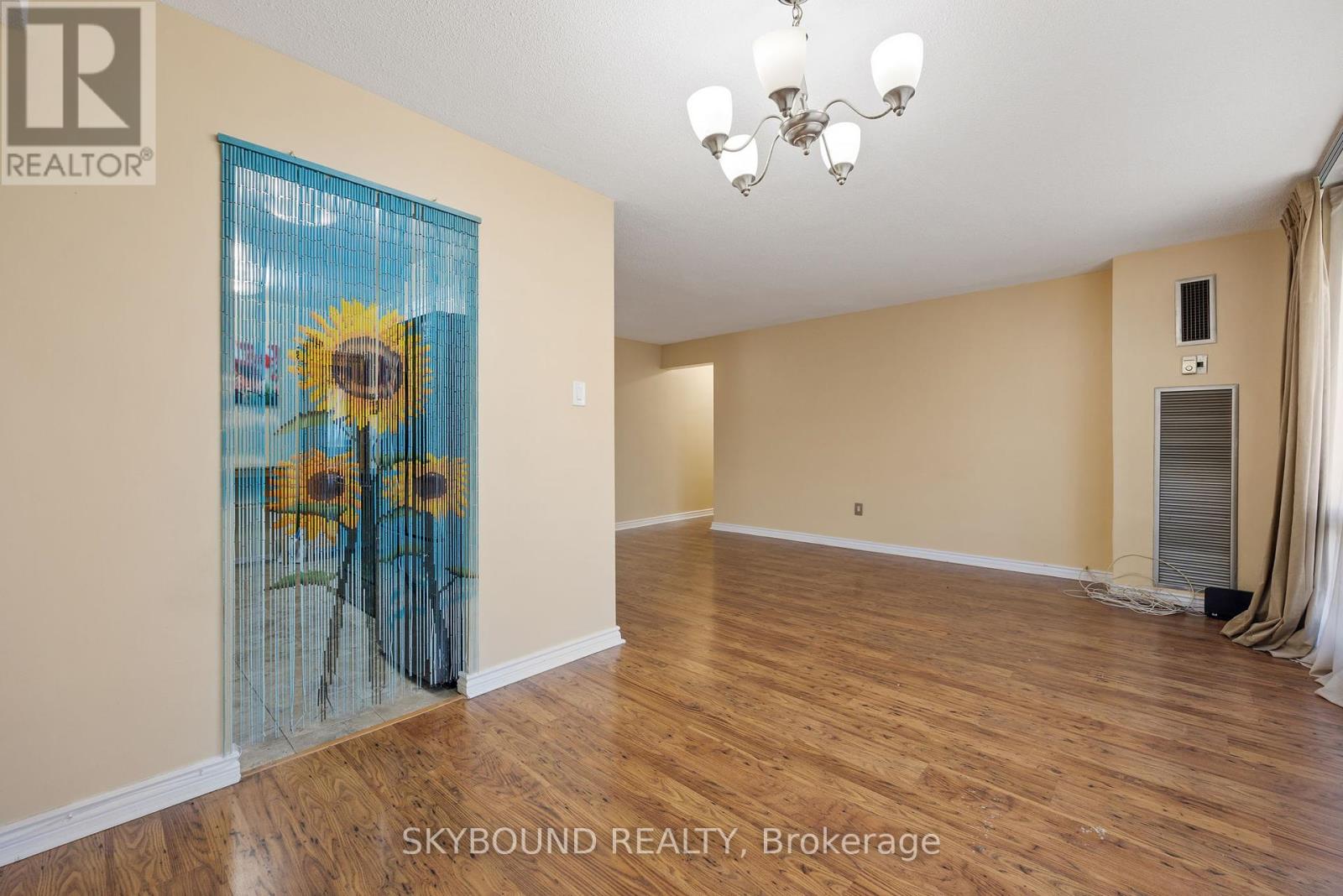 1203 - 260 Seneca Hill Drive, Toronto, Ontario  M2J 4S6 - Photo 8 - C12197020