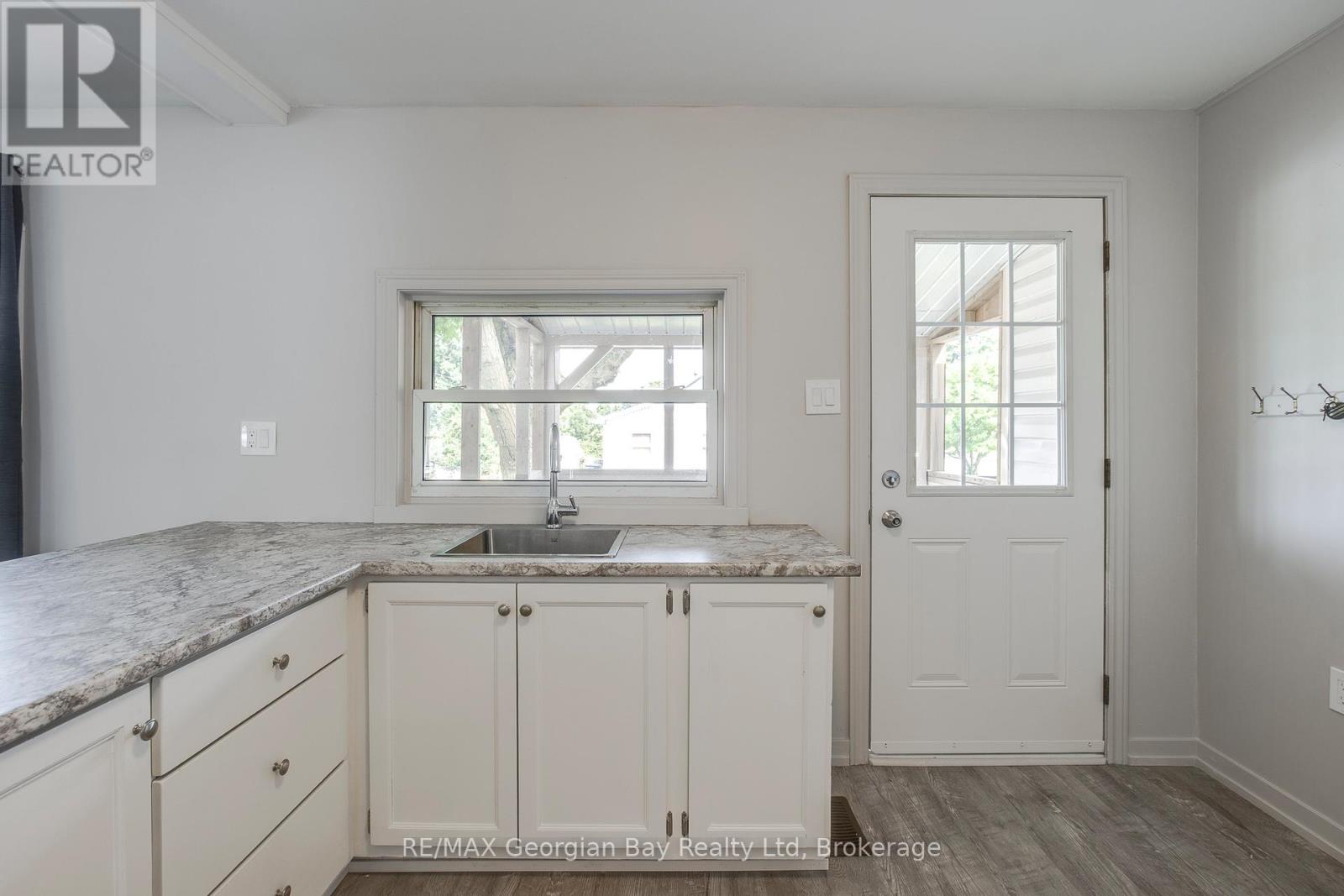 Property at 16 EDWARD STREET image 3