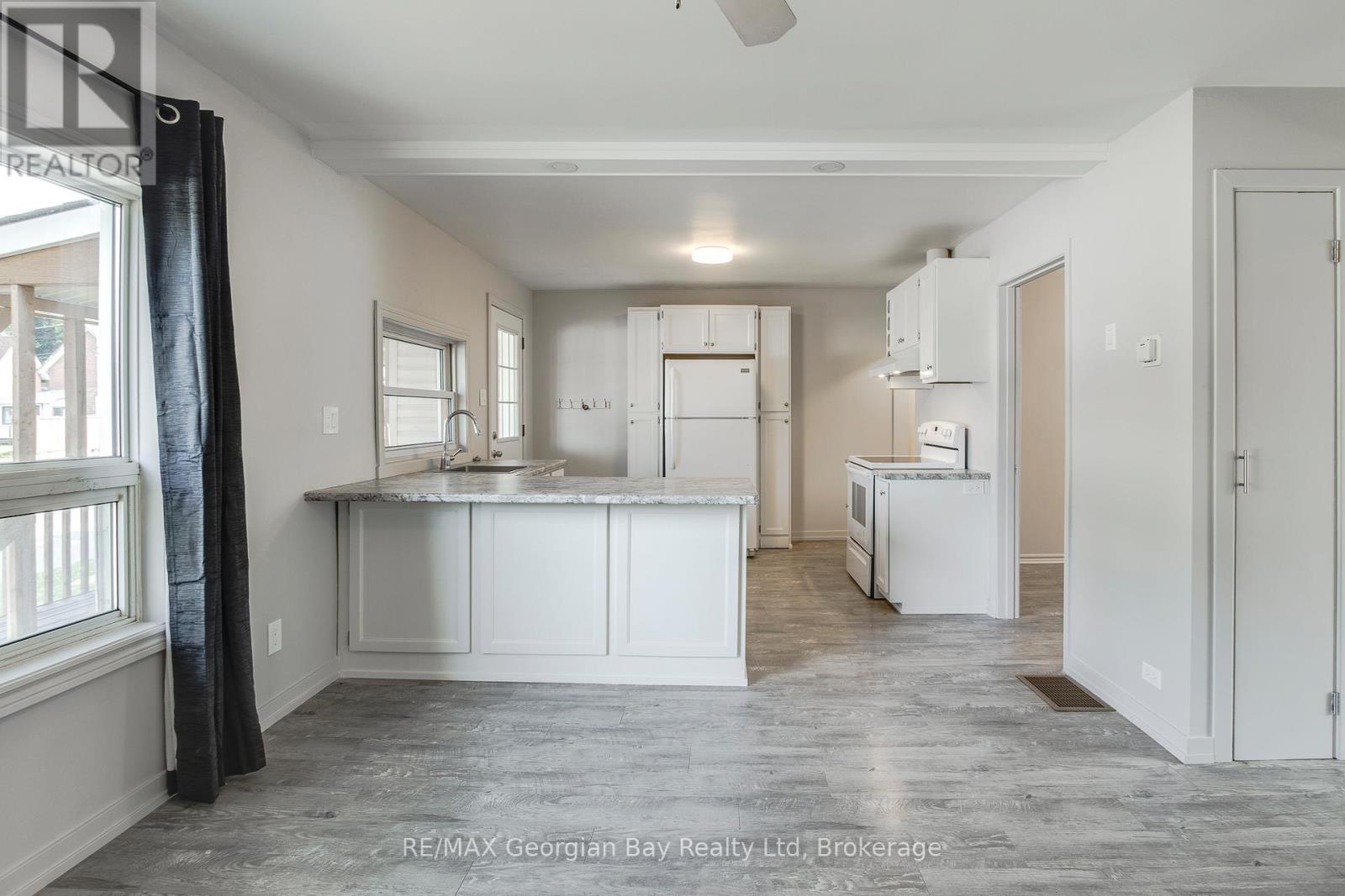 Property at 16 EDWARD STREET image 5