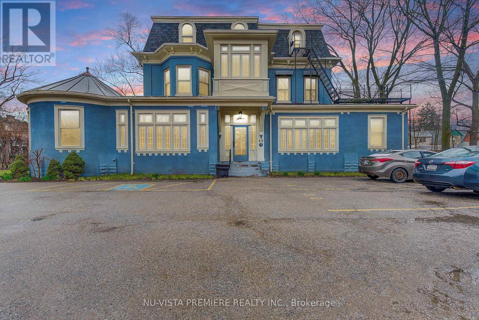 5 - 49 Ridout Street S, London South, Ontario  N6C 3W8 - Photo 2 - X12321138