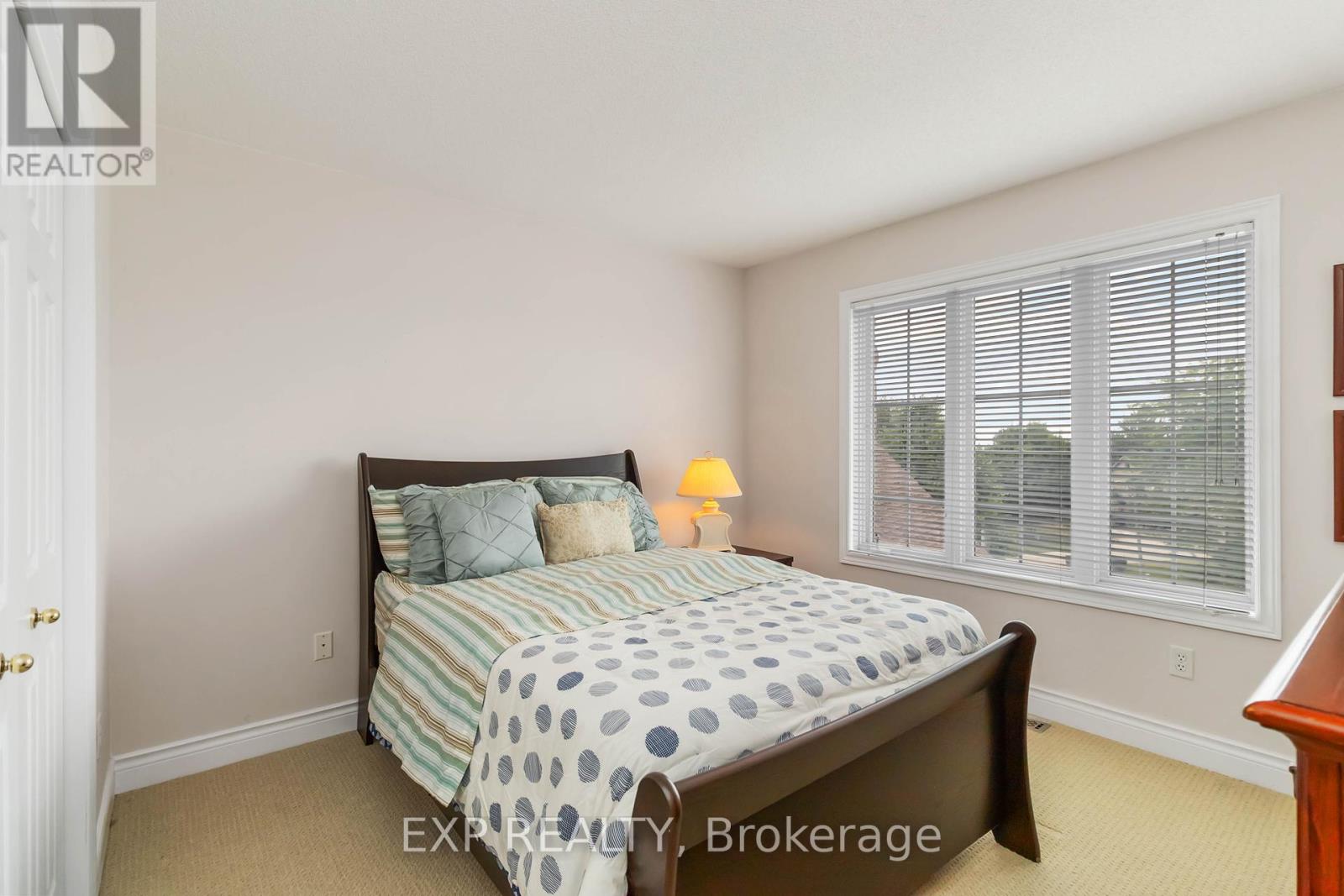 1401 Tamworth Court, Burlington, Ontario  L7P 4V3 - Photo 28 - W12321126
