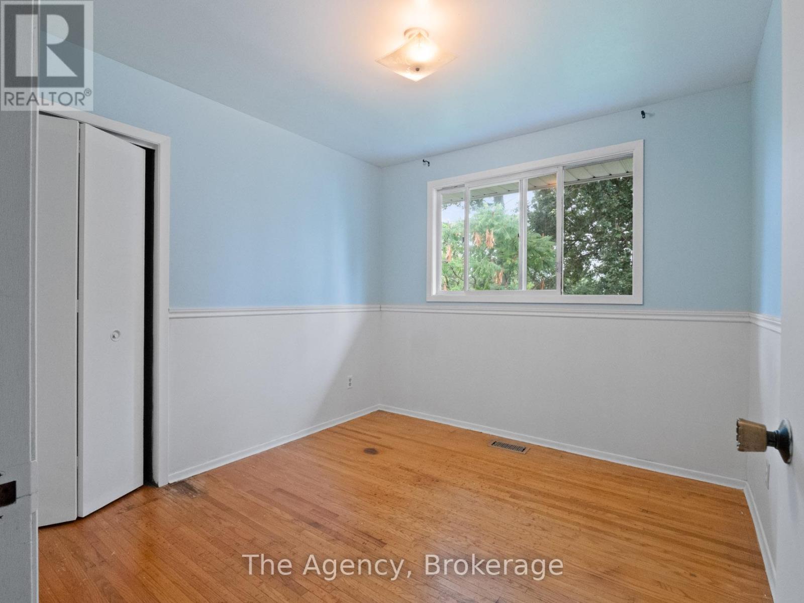6041 Cadham Street, Niagara Falls, Ontario  L2G 3A2 - Photo 14 - X12321140