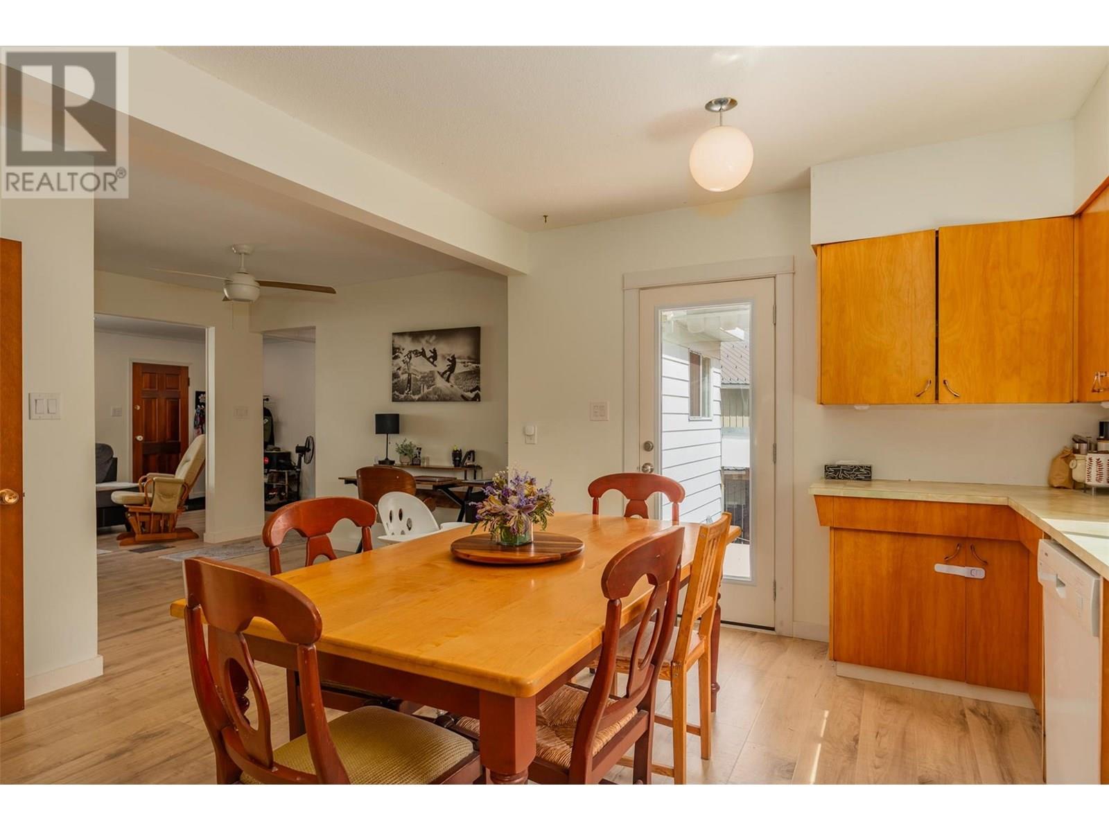 Property at 1953 PLEWMAN Way image 4