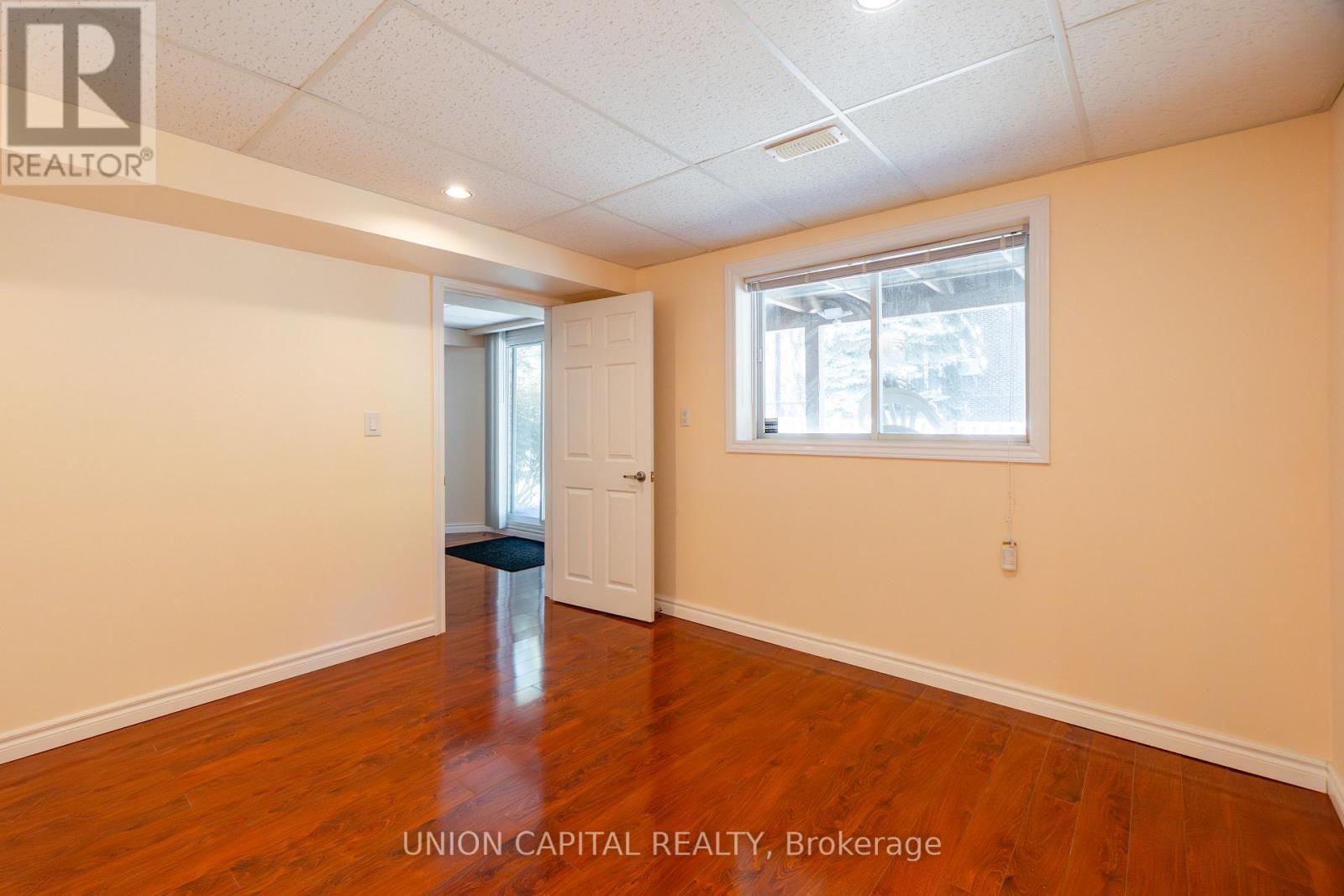 Lower - 18 Eton Street, Markham, Ontario  L3R 8Y7 - Photo 9 - N12321139