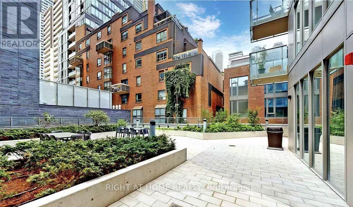305 - 50 Wellesley Street E, Toronto, Ontario  M4Y 0C8 - Photo 6 - C12321188