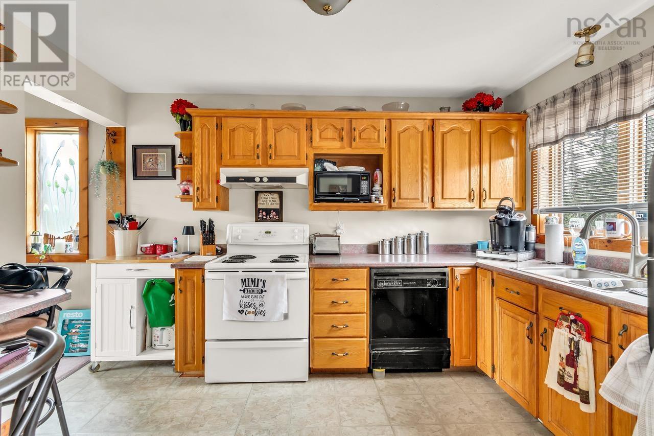 5 Corrie Lane, West Porters Lake, Nova Scotia  B3E 1L1 - Photo 5 - 202516622