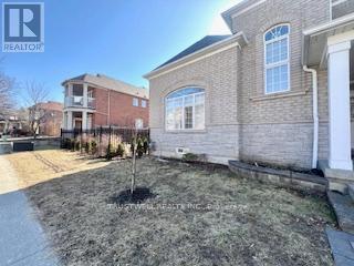 35 Glenbrook Drive, Markham, Ontario  L6C 2V2 - Photo 36 - N12321181