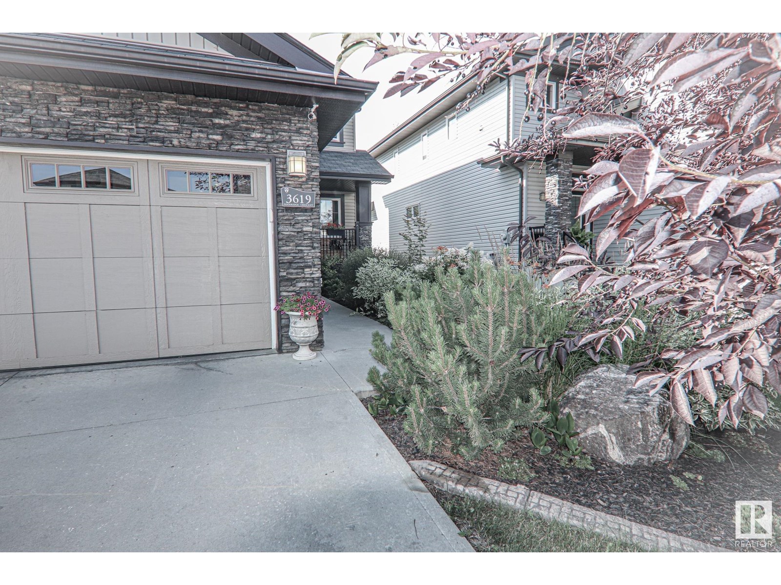 3619 Goodridge Cr Nw, Edmonton, Alberta  T5T 6L3 - Photo 3 - E4450916