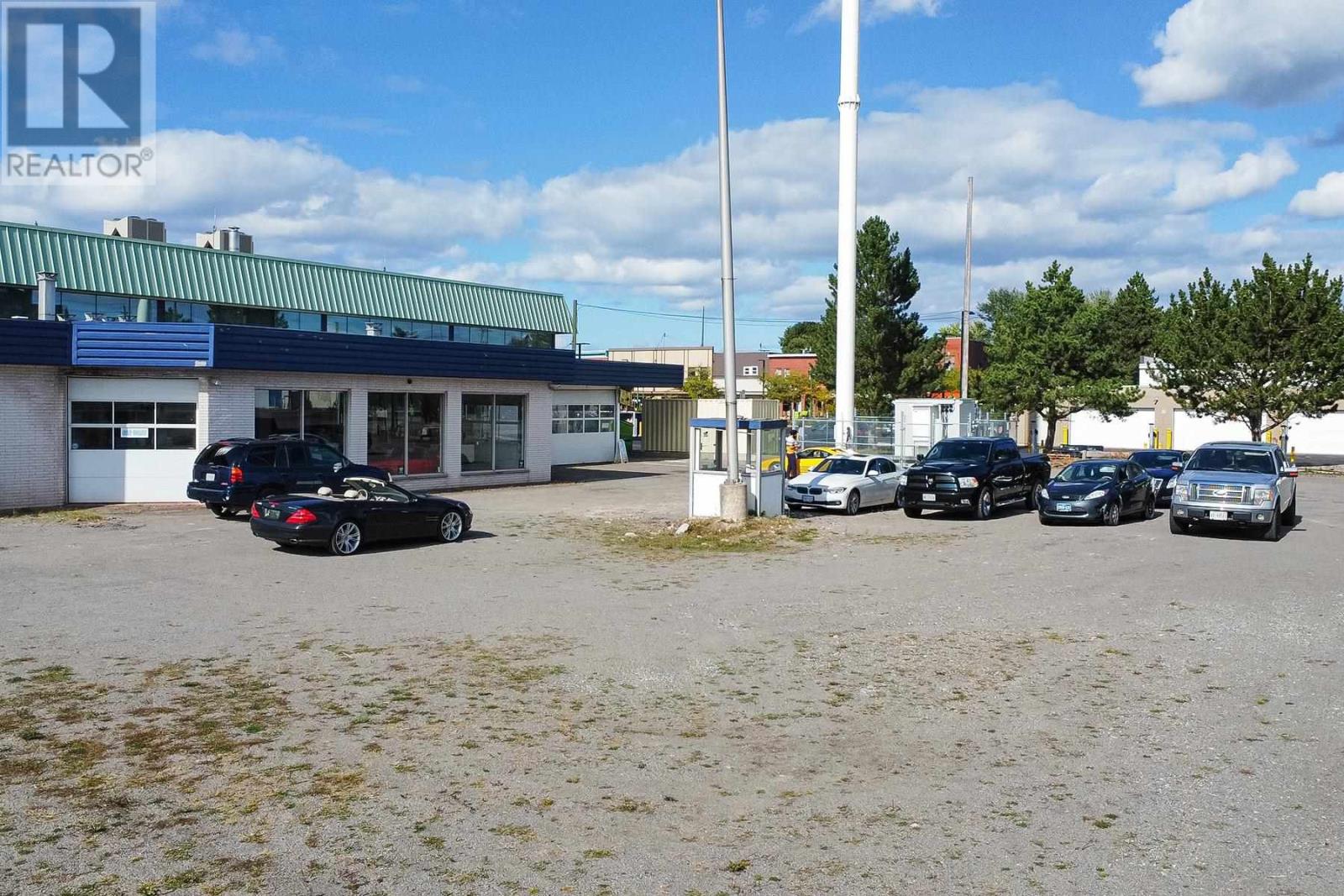 32 Bay St, Sault Ste. Marie, Ontario  P6A 5S2 - Photo 9 - SM251578
