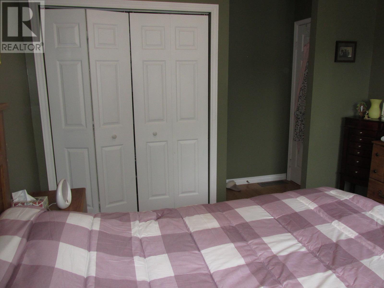 28 Mcquarrie Pl, Elliot Lake, Ontario  P5A 3C1 - Photo 20 - SM251592