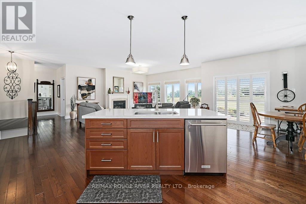 122 Southcrest Drive, Scugog (Port Perry), Ontario  L9L 1B6 - Photo 12 - X12321213