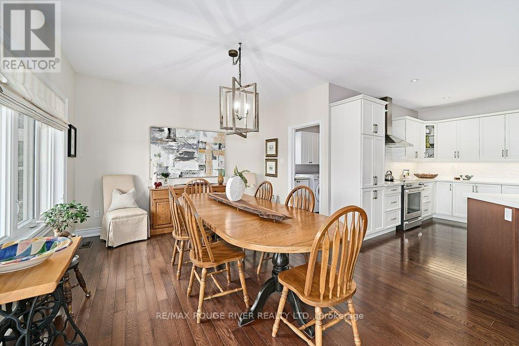 122 Southcrest Drive, Scugog (Port Perry), Ontario  L9L 1B6 - Photo 17 - X12321213