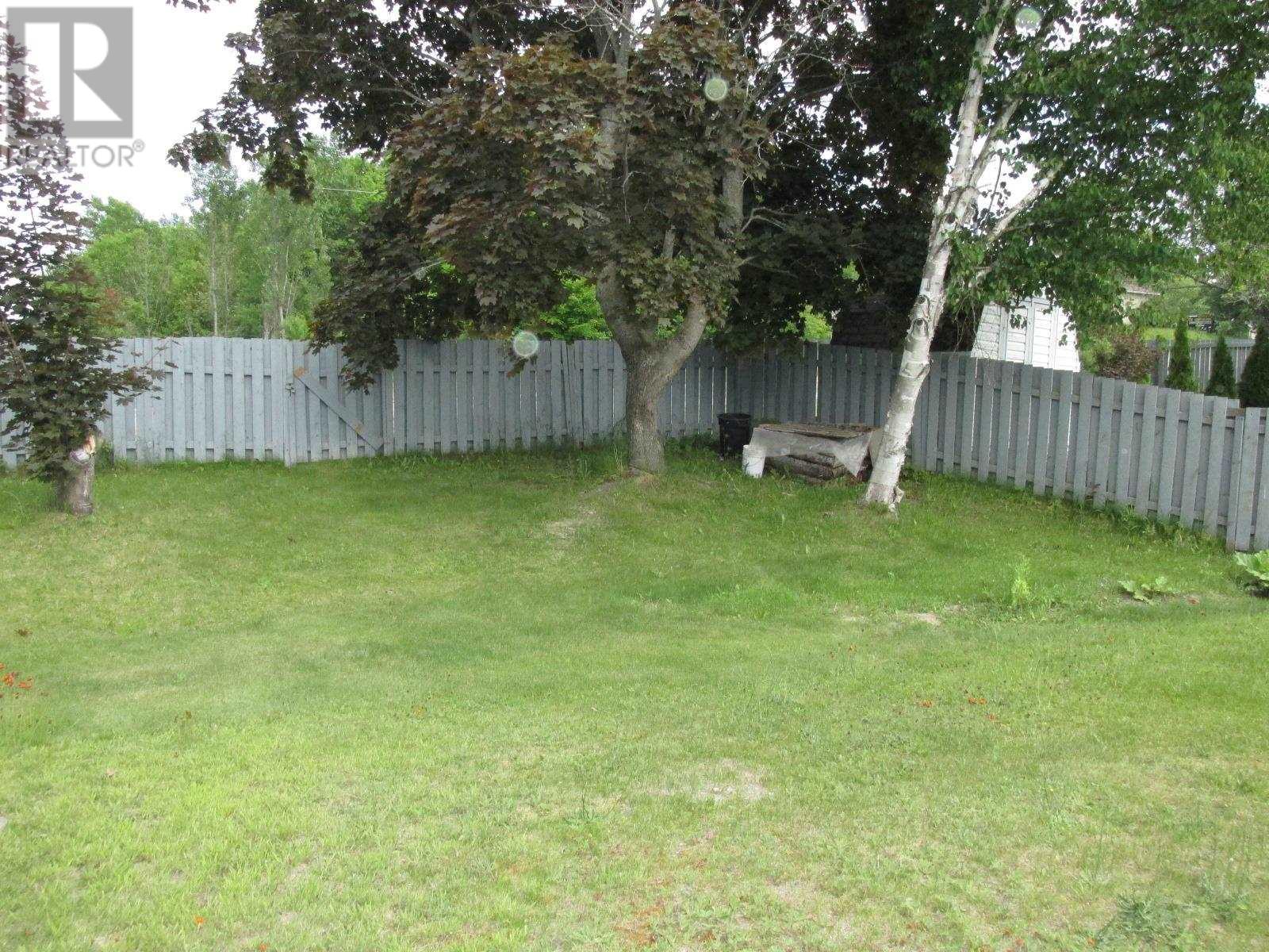 28 Mcquarrie Pl, Elliot Lake, Ontario  P5A 3C1 - Photo 49 - SM251592