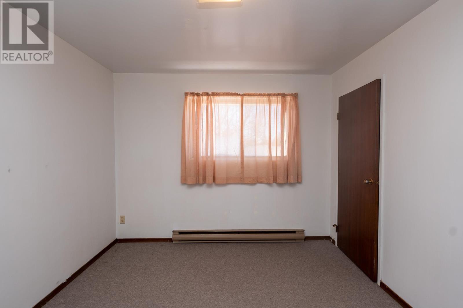 980 Wellington St, Sault Ste Marie, Ontario  P6A 2N5 - Photo 18 - SM251652
