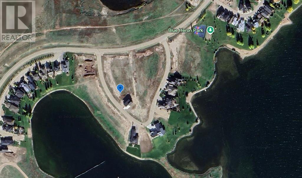 33 Kingfisher Estates E, Lake Newell Resort, Alberta  T1R 0X5 - Photo 3 - A2245304