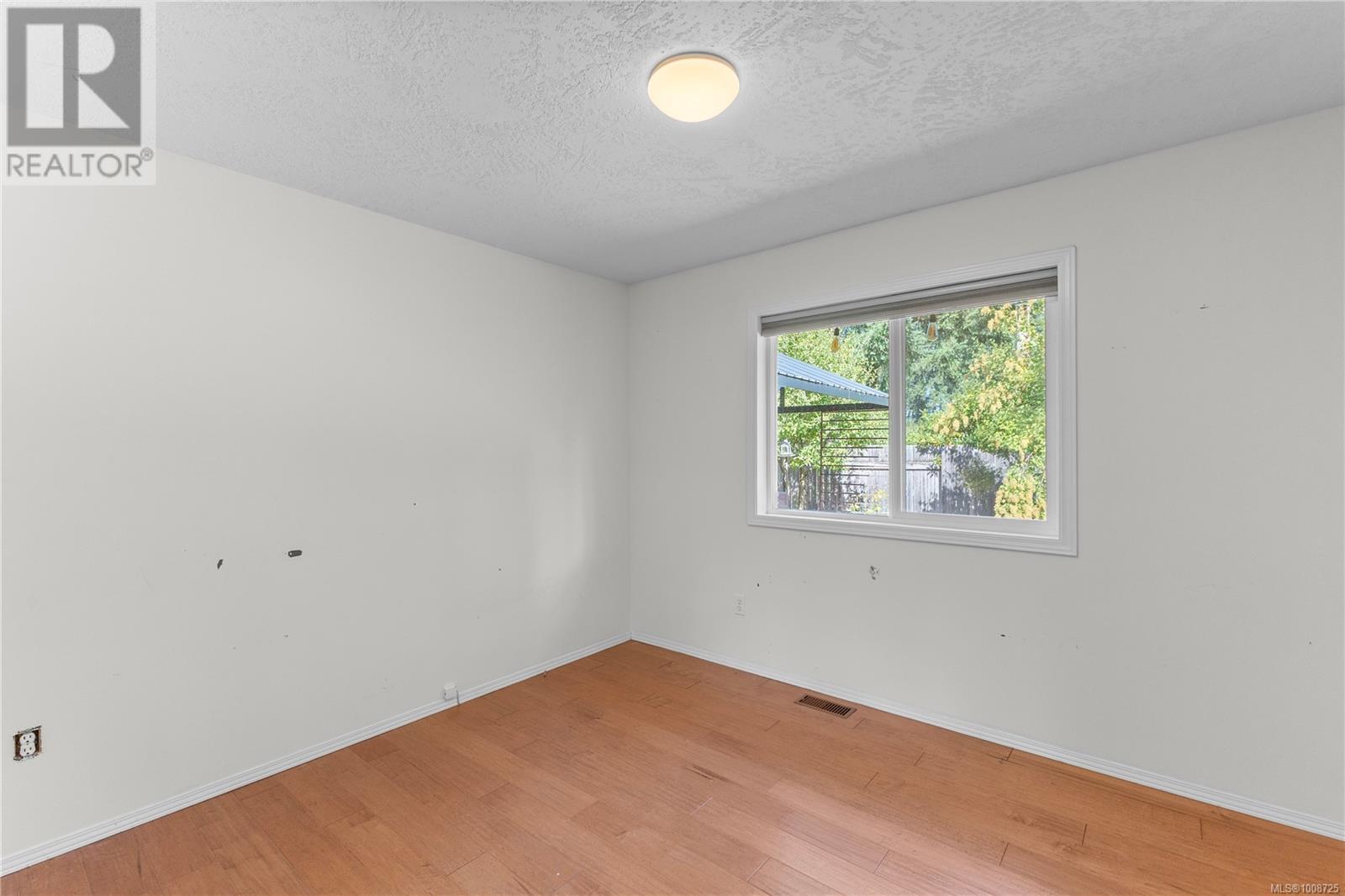 8840 Henderson Ave, Black Creek, British Columbia  V9J 1A6 - Photo 19 - 1008725