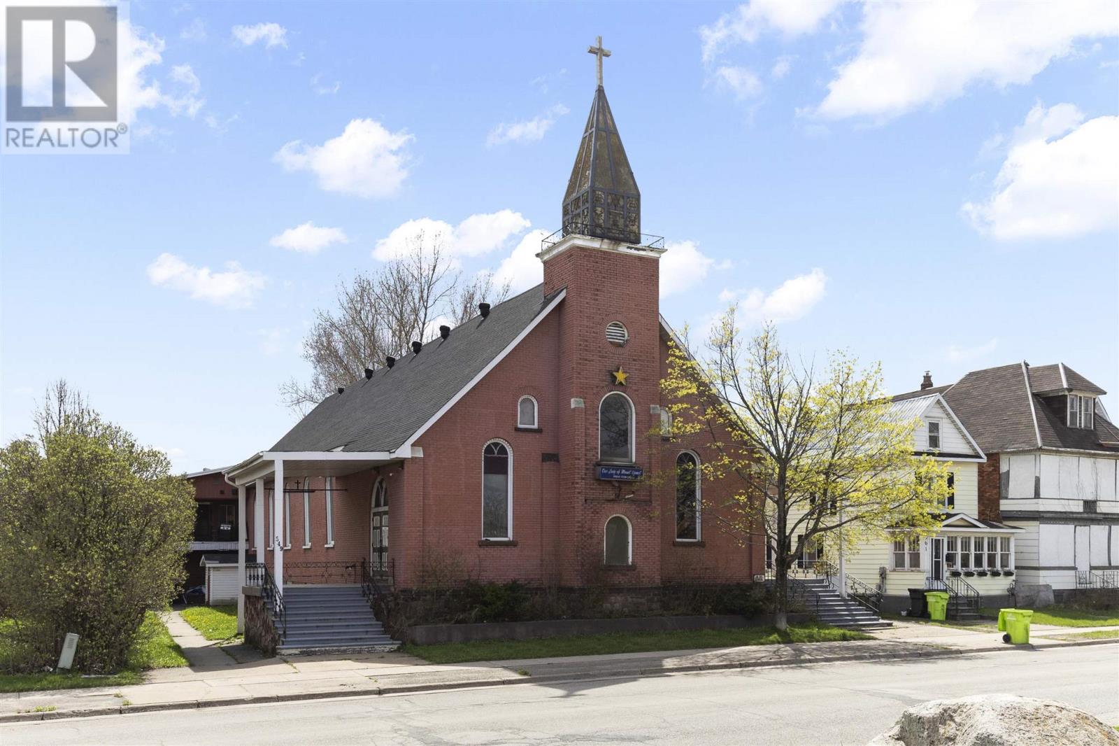 549 Cathcart St, Sault Ste. Marie, Ontario  P6A 1G6 - Photo 1 - SM251694