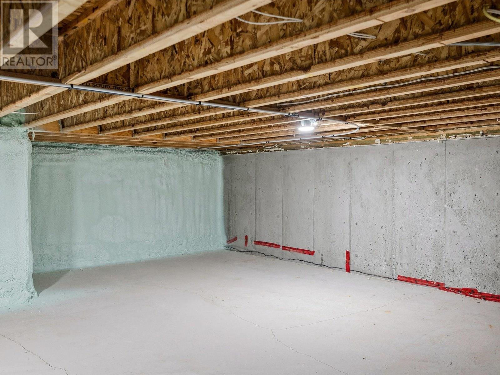 1005 Phare Crescent, Pemberton, British Columbia  V0N 2L1 - Photo 19 - R3033038