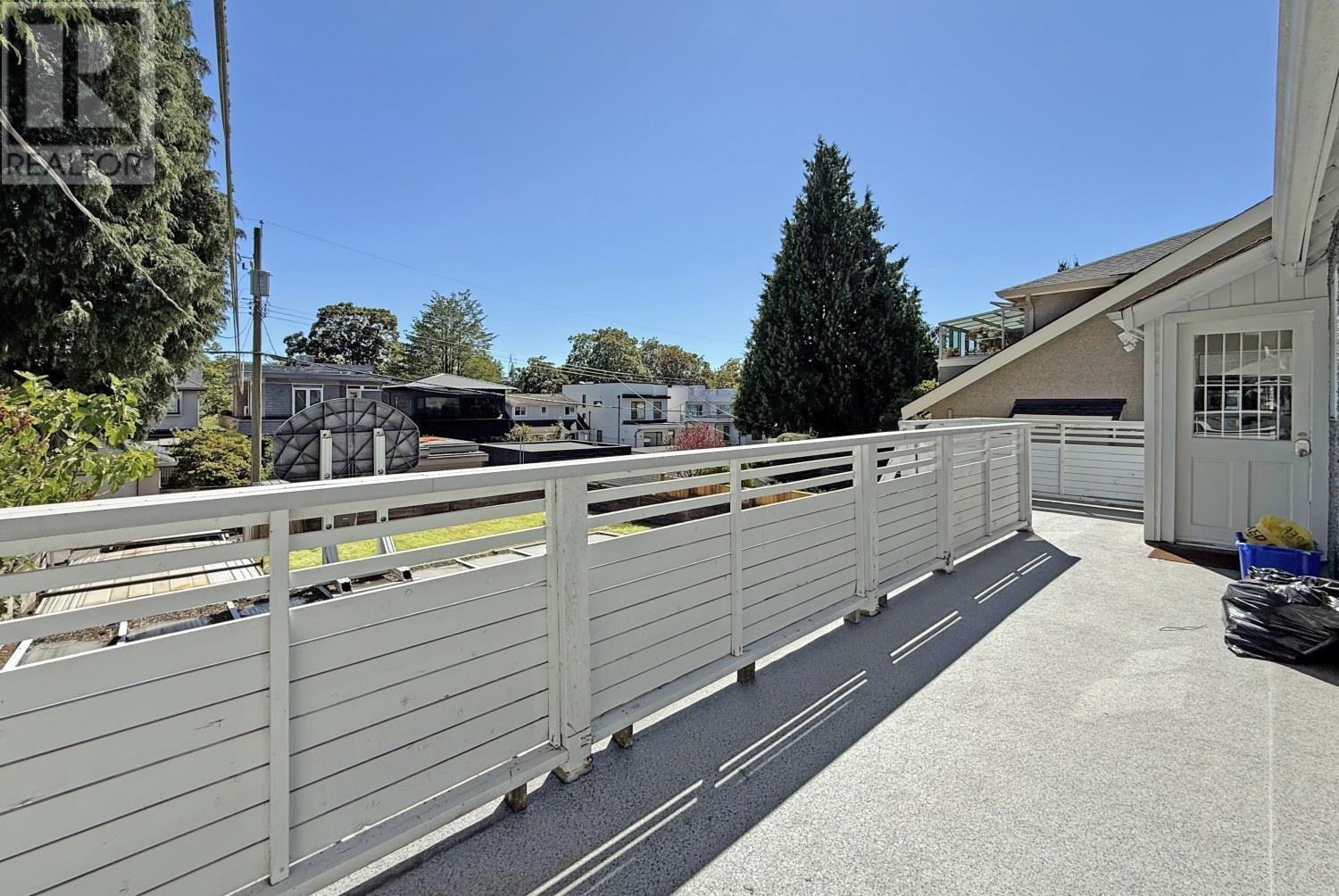 3072 W 28th Avenue, Vancouver, British Columbia  V6L 1X5 - Photo 2 - R3033065