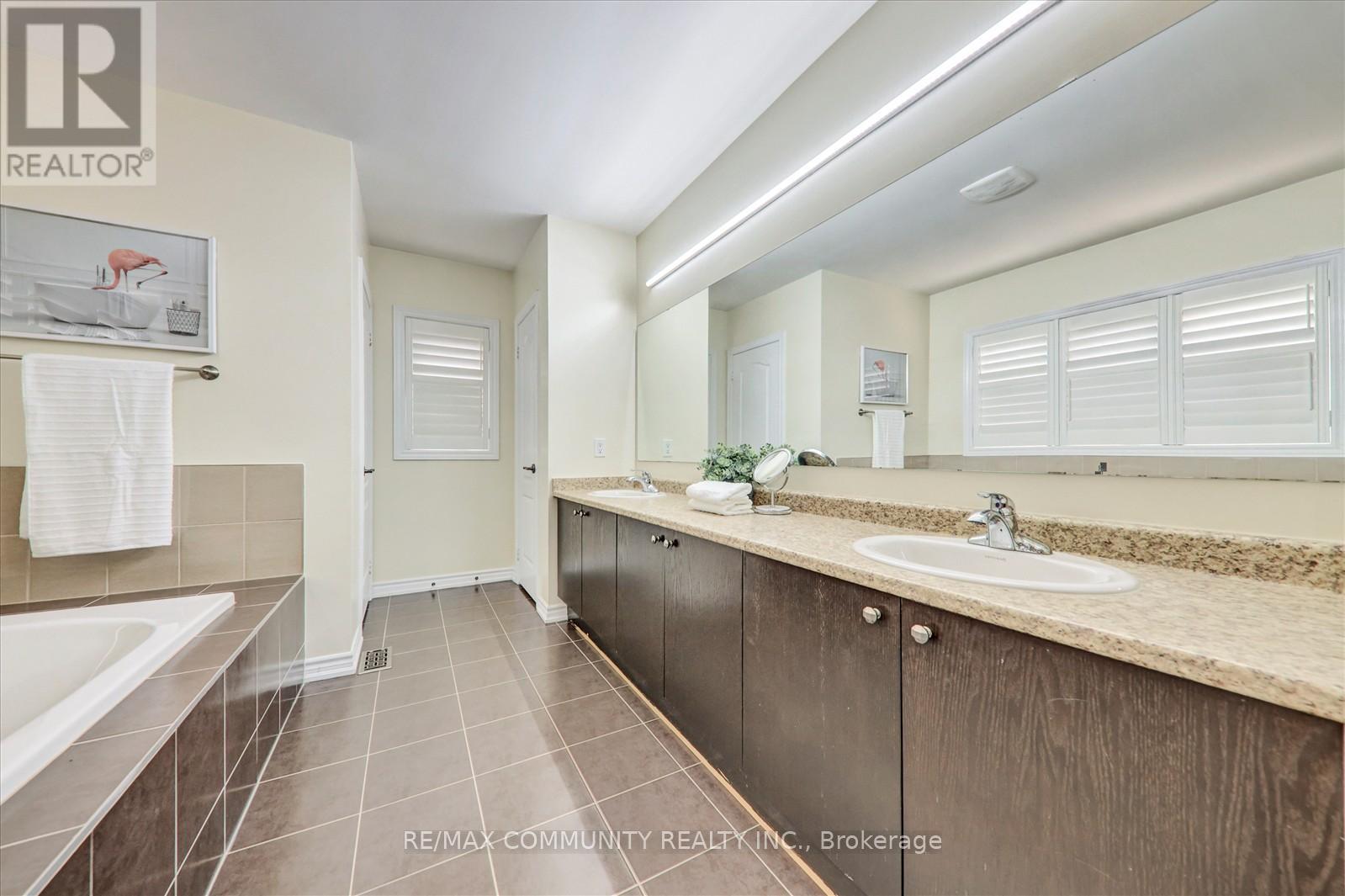 429 Staghorn Road, Pickering, Ontario  L1W 2M8 - Photo 23 - E12321259