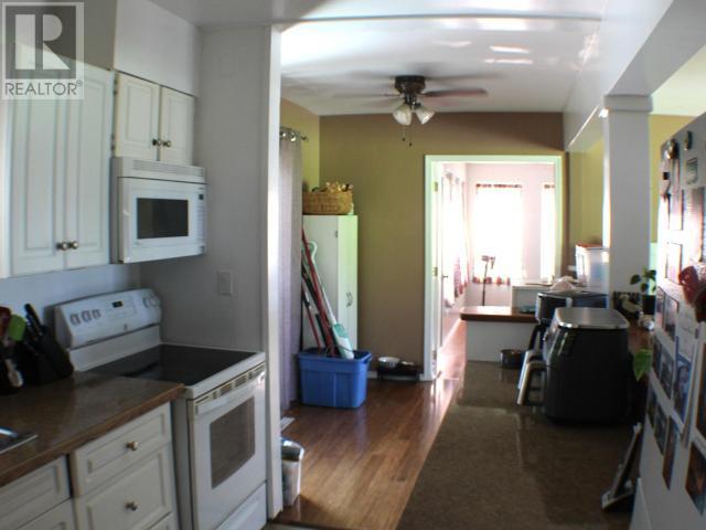 7164 Barnet Street, Powell River, British Columbia   - Photo 10 - 19200